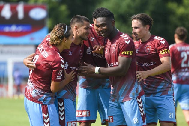 Fußball I Herren I Saison 2026-2027 I Regionalliga Nord I 4. Spieltag I SC Weiche Flensburg 08 - SSV Jeddeloh II I 15.08.2026 Jubel SC Weiche Flensburg 08 *** Soccer I Men s Team I 2026–2027 Season I Regionalliga Nord I Matchday 4 I SC Weiche Flensburg 08 vs. SSV Jeddeloh II I August 15, 2026 Celebration: SC Weiche Flensburg 08 Copyright: xLobeca JanxKirschnerx