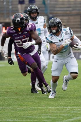 15.08.2026, xhfmx, American Football European Football Alliance EFA , Munich Ravens - Frankfurt Galaxy v.l. Rabbi Junior (Galaxy Frankfurt, 27), Louis Geyer (Munich Ravens, 7) (DFL DFB REGULATIONS PROHIBIT ANY USE OF PHOTOGRAPHS as IMAGE SEQUENCES and or QUASI-VIDEO) Frankfurt *** August 15, 2026, xhfmx, American Football European Football Alliance (EFA), Munich Ravens vs. Frankfurt Galaxy v. l. Rabbi Junior Galaxy Frankfurt, 27, Louis Geyer (Munich Ravens), 7. DFL and DFB regulations prohibit any use of photographs as image sequences and or quasi-video. Frankfurt
