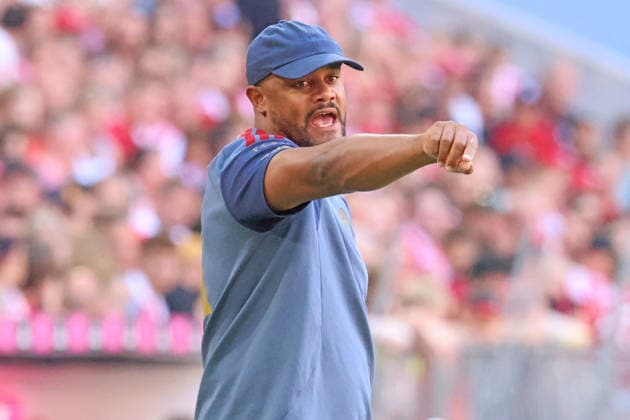 Trainer Vincent Kompany (FCB) Portraet, Portrait, Fussball Telekom Cup FC Bayern München - RB Leipzig 15.08.2026 Allianz Arena FOTO: Mladen Lackovic LakoPress *** Coach Vincent Kompany FCB Portrait, Soccer Telekom Cup FC Bayern Munich RB Leipzig August 15, 2026 Allianz Arena PHOTO Mladen Lackovic LakoPress