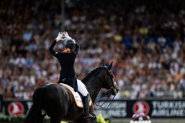 260815 Dinja van Liere of Netherlands with horse Mauro Turfhorst celebrates after the Dressage Grand Prix Freestyle during day 5 of the 2026 FEI World Championships on August 15, 2026 in Aachen. Photo: Emma Wallskog BILDBYRAN kod EW EW0684 ridsport equestrian rid-vm 2026 2026 fei world championships bbeng ridsport-vm dressage dressyr kur jubel genre *** August 15, 2026: Dinja van Liere of the Netherlands, riding Mauro Turfhorst, celebrates after the Dressage Grand Prix Freestyle on Day 5 of the 2026 FEI World Championships on August 15, 2026 in Aachen. Photo by Emma Wallskog. BILDBYRAN code EW EW0684 equestrian sports riding 2026 World Championships 2026 FEI World Championships bbeng equestrian sports World Championships dressage dressage freestyle celebration genre  Copyright: EMMAxWALLSKOG BB260815EW102