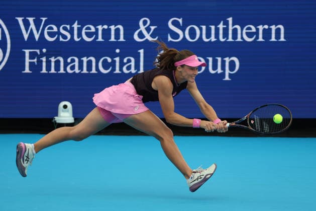August 15, 2026, Mason, Oh, USA: Cincinnati Open Tennis 2026 - Zeynep Sonmez plays a ball against Amanda Anisimova. Cincinnati Open Tennis 2026  - ZUMAn24_ 20260815_zaf_n24_035 Copyright: xWallyxNellx