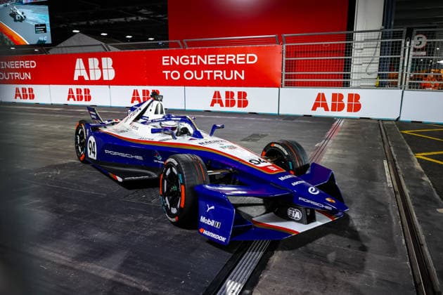 Pascal Wehrlein (Porsche Formula E Team, 94) während waehrend des Rennens, ABB FIA Formula E World Championship, WM, Weltmeisterschaft London e-Prix 2026, Vereinigtes Koenigreich, Saison 12 2025 26, Runde 16, 15.07.2026, ABB FIA Formula E World Championship, London e-Prix 2026, Vereinigtes Koenigreich, Saison 12 2025 26, Runde 16, 15.07.2026 London *** Pascal Wehrlein, Porsche Formula E Team, No. 94 during the race, ABB FIA Formula E World Championship, 2026 London e-Prix, United Kingdom, Season 12 (2025–26), Round 16, July 15, 2026, ABB FIA Formula E World Championship, London e-Prix 2026, United Kingdom, Season 12 (2025–26), Round 16, July 15, 2026, London Copyright: xEibner-Pressefoto LauraxRoemerx EP_LRR