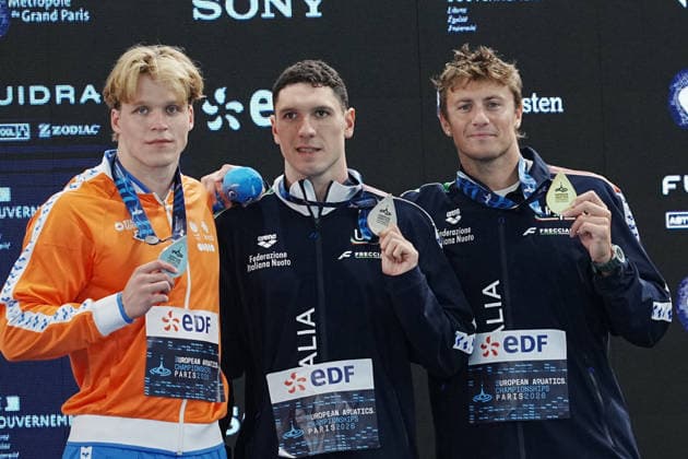 Simone Cerasuolo silver medal and gold medal NicolÃ² Martinenghi from Italy Men s 50m Breaststroke Final at the Swimming European Aquatics Championships Paris 2026, Paris, August 15, 2026 .  Copyright: xDavidexSpada LaPressex