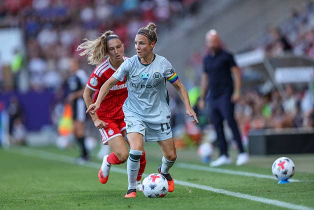 GER, Ingolstadt, Bayern München vs VfL Wolfsburg, DFB, Google Pixel Supercup der Frauen, Fussball, Spielzeit 2026 2027, Audi-Sportpark, Finale im Bild v.l.: Katharina Naschenweng (FC Bayern München Frauen 19), Svenja Huth (VfL Wolfsburg Frauen 10) DFB DFL REGULATIONS PROHIBIT ANY USE OF PHOTOGRAPHS AS IMAGE SEQUENCES AND OR QUASI-VIDEO, 15.08.2026 *** GER, Ingolstadt, Bayern Munich vs. VfL Wolfsburg, DFB, Google Pixel Women s Super Cup, Soccer, 2026–2027 Season, Audi Sportpark, Final in pictures (from left): Katharina Naschenweng, FC Bayern Munich Women s U-19, Svenja Huth, VfL Wolfsburg Women’s Team No. 10. DFB and DFL regulations prohibit any use of photographs as image sequences and or quasi-video. August 15, 2026 Copyright: HMBxMedia HendrikxHamelau