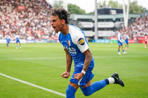 2026-8-15 FC Utrecht v AZ Alkmaar - Dutch Vriendenloterij Eredvisie UTRECHT, NETHERLANDS - AUGUST 15: Weslley Patati of AZ Alkmaar celebrates after scoring his teams second goal during the Dutch Vriendenloterij Eredvisie match between FC Utrecht and AZ Alkmaar at Stadion Galgenwaard on August 15, 2026 in Utrecht, Netherlands. Utrecht Stadion Galgenwaard Netherlands Content not available for redistribution in The Netherlands directly or indirectly through any third parties. Copyright: xAndrexWeeningx