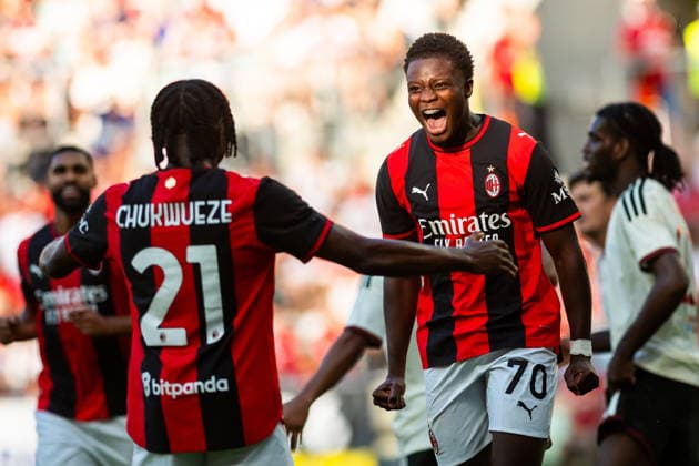 2026.08.15 Wroclaw PiÅ‚ka noÅ¼na - Mecz towarzyski sezon 2026 2027 Manchester United, ManU - AC Milan N z Alphadjo Cisse cieszynka gol radosc goal celebration Foto Gleb Soboliev PressFocus 2026.08.15 Wroclaw Football - friendly match season 2026 2027 Manchester United - AC Milan Alphadjo Cisse cieszynka gol radosc goal celebration Credit: Gleb Soboliev PressFocus NEWSPIX.PL --- newspix.pl 