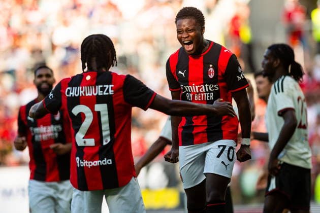 2026.08.15 Wroclaw PiÅ‚ka noÅ¼na - Mecz towarzyski sezon 2026 2027 Manchester United, ManU - AC Milan N z Alphadjo Cisse cieszynka gol radosc goal celebration Foto Gleb Soboliev PressFocus 2026.08.15 Wroclaw Football - friendly match season 2026 2027 Manchester United - AC Milan Alphadjo Cisse cieszynka gol radosc goal celebration Credit: Gleb Soboliev PressFocus NEWSPIX.PL --- newspix.pl 
