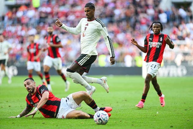 15.08.2026 Wroclaw, Poland. Manchester United, ManU take on AC Milan during the pre-season friendly match at Tarczynski Arena Wroclaw. --- Mecz towarzyski. Manchester United - AC Milan na Tarczynski Arena Wroclaw. Persons Shown: Mario Gila Marcus Rashford Fot. Antoni Dec Arena Akcji NEWSPIX.PL --- newspix.pl 