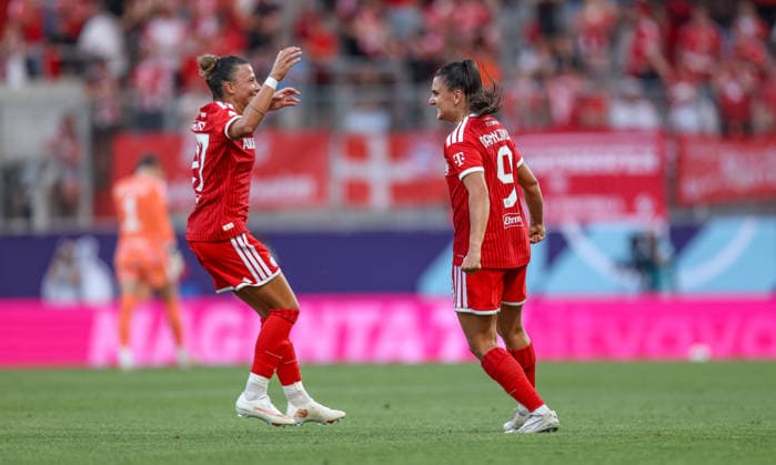 GER, Ingolstadt, Bayern München vs VfL Wolfsburg, DFB, Google Pixel Supercup der Frauen, Fussball, Spielzeit 2026 2027, Audi-Sportpark, Finale im Bild: Jovana DamnjanoviÄ‡ (FC Bayern München Frauen 9), Tor, Jubel und Freude, Emotionen mit Arianna Caruso (FC Bayern München Frauen 27) DFB DFL REGULATIONS PROHIBIT ANY USE OF PHOTOGRAPHS AS IMAGE SEQUENCES AND OR QUASI-VIDEO, 15.08.2026 *** GER, Ingolstadt, Bayern Munich vs. VfL Wolfsburg, DFB, Google Pixel Women s Super Cup, Soccer, 2026–2027 Season, Audi Sportpark, Final in Pictures: Jovana Damnjanovic, FC Bayern Munich Women 9, Goal, Celebration and Joy, Emotions with Arianna Caruso, FC Bayern Munich Women 27. DFB and DFL regulations prohibit any use of photographs as image sequences and or quasi-video. August 15, 2026 Copyright: HMBxMedia HendrikxHamelau