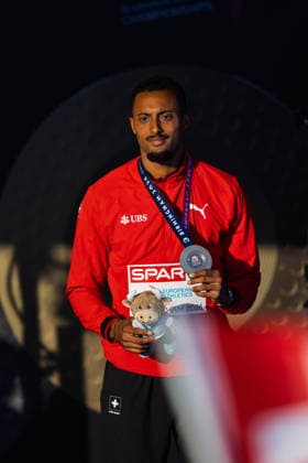 BIRMINGHAM, UNITED KINGDOM - AUGUST 15: TimothÃ Mumenthaler of Switzerland wins the bronze Medal in the Men s 200m during the European Athletics Championships at Alexander Stadium on August 15, 2026 in Birmingham, United Kingdom. England United Kingdom Copyright: xBEAUTIFULxSPORTS TobiasxLacknerx