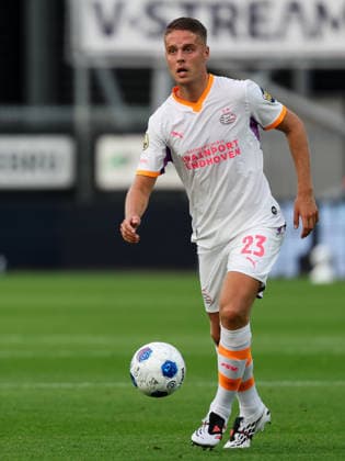 2026-08-15 Excelsior Rotterdam v PSV Eindhoven - Dutch Eredivisie ROTTERDAM, NETHERLANDS - AUGUST 15: Joey Veerman of PSV in action during the Dutch Eredivisie match between Excelsior Rotterdam and PSV Eindhoven at Stadion Woudestein on August 15, 2026 in Rotterdam, Netherlands. Rotterdam Stadion Woudestein Netherlands Content not available for redistribution in The Netherlands directly or indirectly through any third parties. Copyright: xHansxvanxderxValkx