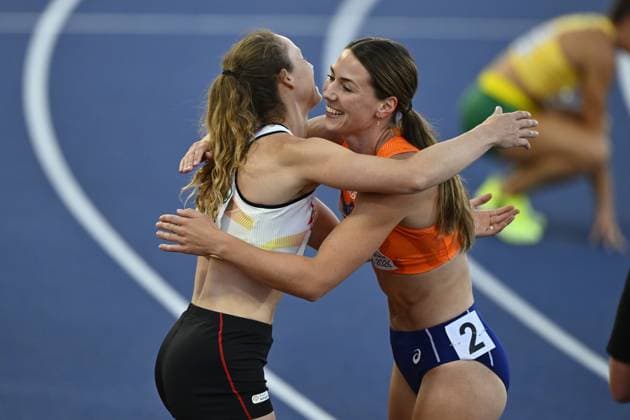 Belgian Noor Vidts and silver medalist Dutch Emma Oosterwegel pictured at the end of the 800m race of the heptathlon competition, at the European Athletics Championships (August 10-18) in Birmingham, United Kingdom, on Saturday 15 August 2026. ERICxLALMAND  x183467915x