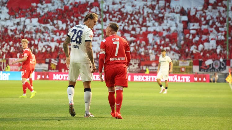 15.08.2026, xrekx, Fussball 2.Bundesliga, 1.FC Kaiserslautern - Karlsruher SC v.l. Marcel Franke (Karlsruher SC) Marlon Ritter (1.FC Kaiserslautern) (DFL DFB REGULATIONS PROHIBIT ANY USE OF PHOTOGRAPHS as IMAGE SEQUENCES and or QUASI-VIDEO) Kaiserslautern *** August 15, 2026, xrekx, Soccer 2. Bundesliga, 1 FC Kaiserslautern vs. Karlsruher SC, Marcel Franke (Karlsruher SC), Marlon Ritter (1 FC Kaiserslautern). DFL and DFB regulations prohibit any use of photographs as image sequences and or quasi-video. Kaiserslautern