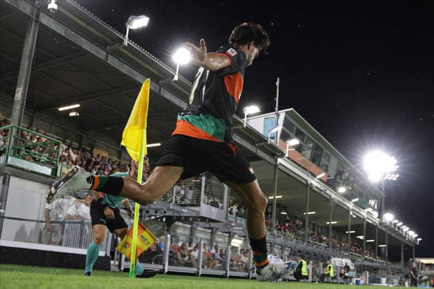 Venezia s Enrique Perez during the Frecciarossa Italian Cup 2026 2027 Round of 32 soccer match between Venezia and Modena at Penzo stadium in Venice, Italy - August 15, 2026 - Soccer  Copyright: xMattiaxRadoni LaPressex