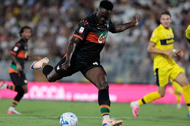 Venezia s Akor Adams during the Frecciarossa Italian Cup 2026 2027 Round of 32 soccer match between Venezia and Modena at Penzo stadium in Venice, Italy - August 15, 2026 - Soccer  Copyright: xMattiaxRadoni LaPressex