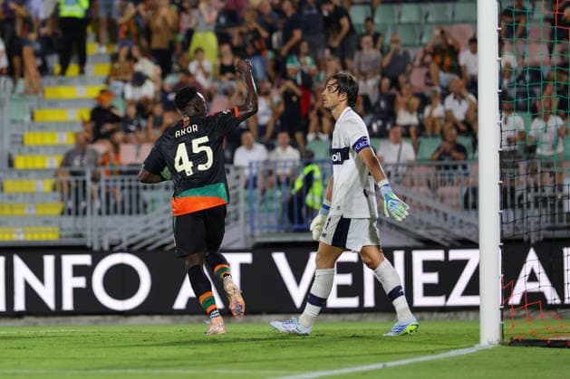 Venezia s Akor Adams during the Frecciarossa Italian Cup 2026 2027 Round of 32 soccer match between Venezia and Modena at Penzo stadium in Venice, Italy - August 15, 2026 - Soccer  Copyright: xMattiaxRadoni LaPressex
