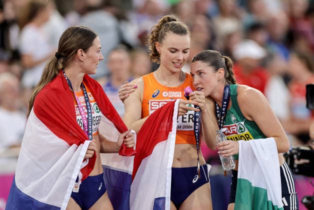 2026 European Athletics Championships, Alexander Stadium, Birmingham, England 15 8 2026 Women™s Heptathlon - 800m Ireland™s Kate O™Connor celebrates with Netherland™s Emma Oosterwegel and Sofie Dokter Kate O™Connor celebrates with Emma Oosterwegel and Sofie Dokter 15 8 2026  Copyright: xx 0S9A7285