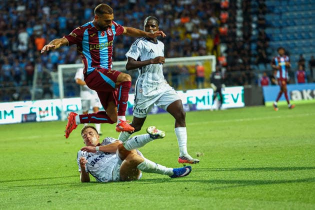 Kasimpasa vs Trabzonspor Trendyol Super League 1st week Mohamed Salah of Trabzonspor vies for the ball. Kasimpasa and Trabzonspor faced each other at 1st week of Trendyol Super League 2026 27. The match took place in Recep Tayyip Erdogan Stadium on August 15th, 2026. Istanbul Istanbul Turkey Copyright: xBurakxBasturkx