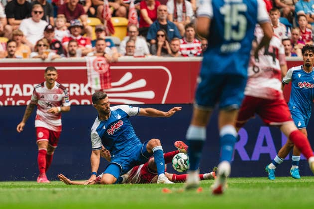 Matthias Zimmermann (Fortuna Düsseldorf, 25), Klaus Gjasula (TSG Hoffenheim II, 05) im Zweikampf mit Jorrit Hendrix (Fortuna Düsseldorf, 08) ,Matthew Moore (TSG Hoffenheim II, 15), Jomaine Consbruch (Fortuna Düsseldorf, 14), Yasin Zor (TSG Hoffenheim II, 10) Fortuna Duesseldorf vs. TSG Hoffenheim II, Fussball, 3.Liga, 02.Spieltag, Saison 2026 27, 15.08.2026, DFL REGULATIONS PROHIBIT ANY USE OF PHOTOGRAPHS AS IMAGE SEQUENCES AND OR QUASI-VIDEO, Fortuna Duesseldorf vs. TSG Hoffenheim II, Fussball, 3.Liga, 2.Spieltag, Saison 2026 27, 15.08.2026 Düsseldorf *** Matthias Zimmermann, Fortuna Düsseldorf, 25, Klaus Gjasula, TSG Hoffenheim II, 05, in a tackle with Jorrit Hendrix, Fortuna Düsseldorf, 08, Matthew Moore, TSG Hoffenheim II, 15, Jomaine Consbruch, Fortuna Düsseldorf, 14, Yasin Zor (TSG Hoffenheim II, 10) Fortuna Düsseldorf vs. TSG Hoffenheim II, Soccer, 3rd Division, Matchday 02, 2026–27 Season, August 15, 2026, DFL regulations prohibit any use of photographs as image sequences and or quasi-video, Fortuna Düsseldorf vs. TSG Hoffenheim II, Soccer, 3. Liga, Matchday 2, 2026–27 Season, August 15, 2026, Düsseldorf Copyright: xEibner-Pressefoto LukasxBaldygax EP_LBA