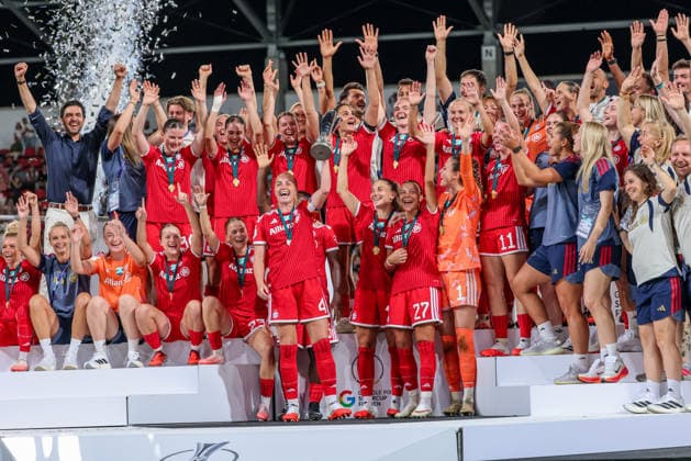 GER, Ingolstadt, Bayern München vs VfL Wolfsburg, DFB, Google Pixel Supercup der Frauen, Fussball, Spielzeit 2026 2027, Audi-Sportpark, Finale im Bild: FC Bayern München Frauen gewinnen den Supercup der Frauen, gewinnen das Finale nach 3:0 Toren gegen Wolfsburg, Jubel, Freude und Emotionen mit dem Pokal DFB DFL REGULATIONS PROHIBIT ANY USE OF PHOTOGRAPHS AS IMAGE SEQUENCES AND OR QUASI-VIDEO, 15.08.2026 *** GER, Ingolstadt, Bayern Munich vs. VfL Wolfsburg, DFB, Google Pixel Women’s Super Cup, Soccer, 2026–2027 Season, Audi Sportpark, Final in Pictures: FC Bayern Munich Women win the Women’s Super Cup, winning the final 3–0 against Wolfsburg, Celebration, joy, and emotion with the trophy. DFB and DFL regulations prohibit any use of photographs as image sequences and or quasi-video. August 15, 2026 Copyright: HMBxMedia HendrikxHamelau