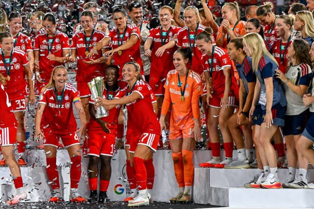 Die Spielerinnen des FC Bayern sind Sieger des Google Pixel Supercup 2026, 15.08.2026, Ingolstadt (Deutschland), Fussball, Google Pixel Supercup, FC Bayern München - VfL Wolfsburg, DFB DFL REGULATIONS PROHIBIT ANY USE OF PHOTOGRAPHS AS IMAGE SEQUENCES AND OR QUASI-VIDEO. *** The FC Bayern women s team are the winners of the 2026 Google Pixel Supercup, August 15, 2026, Ingolstadt, Germany, soccer, Google Pixel Supercup, FC Bayern Munich vs. VfL Wolfsburg, DFB and DFL regulations prohibit any use of photographs as image sequences and or quasi-video xslx