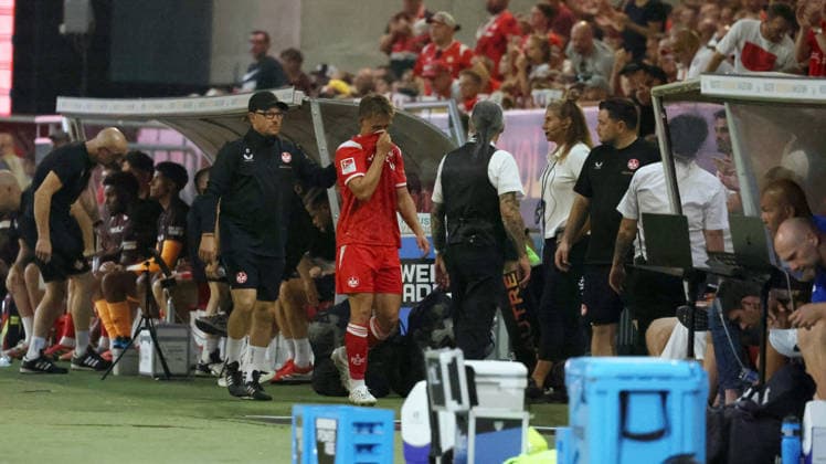 15.08.2026, xrekx, Fussball 2.Bundesliga, 1.FC Kaiserslautern - Karlsruher SC v.l. Naatan Skyttä Skyttae (1.FC Kaiserslautern) verletzt, Verletzung, Schmerz, Schmerzen, injured, injury, pain, pains (DFL DFB REGULATIONS PROHIBIT ANY USE OF PHOTOGRAPHS as IMAGE SEQUENCES and or QUASI-VIDEO) Kaiserslautern *** August 15, 2026, xrekx, Soccer 2. Bundesliga, 1. FC Kaiserslautern vs. Karlsruher SC, Naatan Skyttä Skyttae of 1. FC Kaiserslautern injured, injury, pain, pains, injured, injury, pain, DFL DFB REGULATIONS PROHIBIT ANY USE OF PHOTOGRAPHS as IMAGE SEQUENCES and or QUASI-VIDEO Kaiserslautern