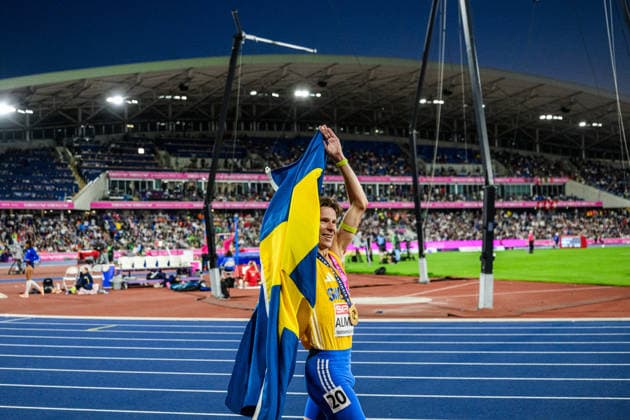 260815 Andreas Almgren of Sweden celebrates winning gold in men s 10 000 meter during day 6 of the 2026 European Athletics Championships on August 15, 2026 in Birmingham. Photo: Maxim Thore BILDBYRAN kod MT MT1071 friidrott athletics friidrett friidrotts-em em friidretts-em 2026 european athletics championships day 6 bbeng jubel sweden sverige *** August 15, 2026: Andreas Almgren of Sweden celebrates winning gold in the men’s 10,000-meter race on Day 6 of the 2026 European Athletics Championships on August 15, 2026 in Birmingham. Photo by Maxim Thore. BILDBYRAN code MT MT1071 track and field athletics friidrett friidrotts em em friidretts em 2026 European Athletics Championships Day 6 BBENG celebration Sweden  Copyright: MAXIMxTHORE BB260815MT030