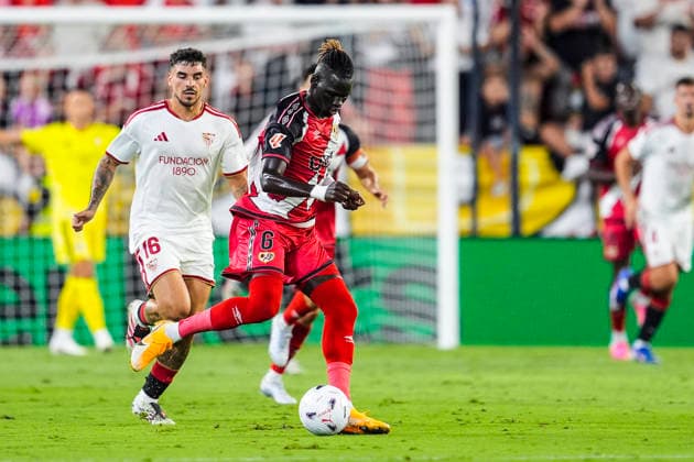 August 15, 2026, Sevilla, Sevilla, Spain: Pathe Ciss of Rayo Vallecano in action during the Spanish league, LaLiga EA Sports, football match played between Sevilla FC and Rayo Vallecano at Ramon Sanchez-Pizjuan stadium on August 15, 2026, in Sevilla, Spain. Sevilla FC V Rayo Vallecano - LaLiga EA Sports  - ZUMAa181 20260815_zaa_a181_062 Copyright: xJoaquinxCorcherox