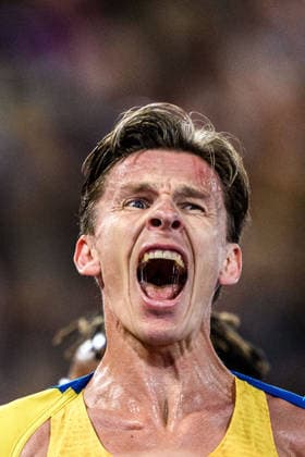 260815 Andreas Almgren of Sweden celebrates first place in men s 10 000 meter final during day 6 of the 2026 European Athletics Championships on August 15, 2026 in Birmingham. Photo: Mathias Bergeld BILDBYRAN kod MB MT1071 friidrott athletics friidrett friidrotts-em em friidretts-em 2026 european athletics championships day 6 bbeng jubel sweden sverige *** August 15, 2026: Andreas Almgren of Sweden celebrates winning first place in the men’s 10,000-meter final on Day 6 of the 2026 European Athletics Championships on August 15, 2026 in Birmingham. Photo by Mathias Bergeld, BILDBYRAN, code MB MT1071. track and field, athletics, friidrett, friidrotts EM, 2026 European Athletics Championships, Day 6, BBENG, celebration, Sweden, Sverige  Copyright: MATHIASxBERGELD BB260815MB172