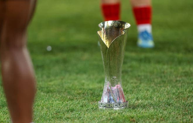 GER, Ingolstadt, Bayern München vs VfL Wolfsburg, DFB, Google Pixel Supercup der Frauen, Fussball, Spielzeit 2026 2027, Audi-Sportpark, Finale im Bild: Pokal DFB DFL REGULATIONS PROHIBIT ANY USE OF PHOTOGRAPHS AS IMAGE SEQUENCES AND OR QUASI-VIDEO, 15.08.2026 *** GER, Ingolstadt, Bayern Munich vs. VfL Wolfsburg, DFB, Google Pixel Women s Super Cup, Soccer, 2026–2027 Season, Audi Sportpark, Final in Pictures, DFB-DFL Cup. REGULATIONS PROHIBIT ANY USE OF PHOTOGRAPHS AS IMAGE SEQUENCES AND OR QUASI-VIDEO, August 15, 2026 Copyright: HMBxMedia HendrikxHamelau