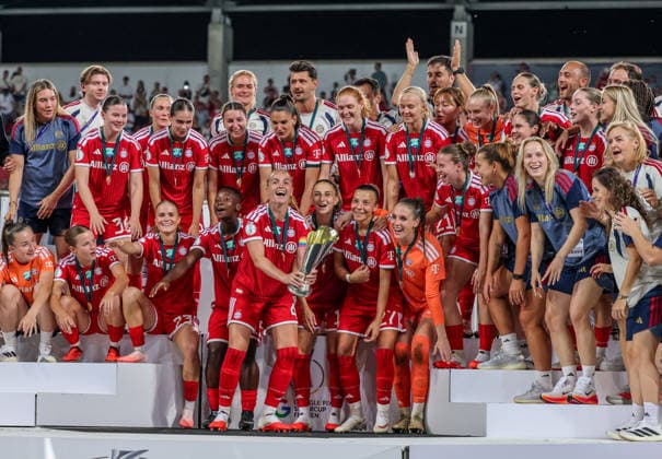 GER, Ingolstadt, Bayern München vs VfL Wolfsburg, DFB, Google Pixel Supercup der Frauen, Fussball, Spielzeit 2026 2027, Audi-Sportpark, Finale im Bild: FC Bayern München Frauen gewinnen den Supercup der Frauen, gewinnen das Finale nach 3:0 Toren gegen Wolfsburg, Jubel, Freude und Emotionen mit dem Pokal DFB DFL REGULATIONS PROHIBIT ANY USE OF PHOTOGRAPHS AS IMAGE SEQUENCES AND OR QUASI-VIDEO, 15.08.2026 *** GER, Ingolstadt, Bayern Munich vs. VfL Wolfsburg, DFB, Google Pixel Women’s Super Cup, Soccer, 2026–2027 Season, Audi Sportpark, Final in Pictures: FC Bayern Munich Women’s Team Wins the Women’s Super Cup, Wins the Final 3–0 Against Wolfsburg, Celebration, joy, and emotion with the trophy. DFB and DFL regulations prohibit any use of photographs as image sequences and or quasi-video. August 15, 2026 Copyright: HMBxMedia HendrikxHamelau