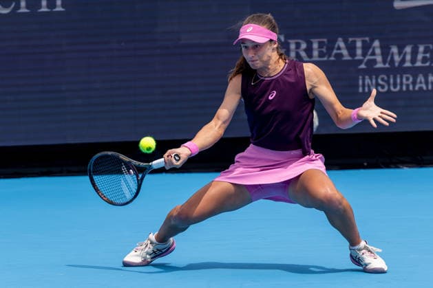 August 15, 2026, Mason, Ohio, U.S: Zeynep Sonmez (TUR) hits a forehand shot during SaturdayÃ¢â‚¬â ¢s second round of the Cincinnati Open at the Lindner Family Tennis Center , Mason, Oh. Mason U.S - ZUMAs304 20260815_zaf_s304_024 Copyright: xScottxStuartx