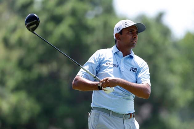 MEMPHIS, TN - AUGUST 15: Sudarshan Yellamaraju of Canada watches his tee shot on No. 3 during the third round of the FedEx St. Jude Championship, August 15, 2026, at TPC Southwind in Memphis, Tennessee. (Photo by Matthew Maxey Icon Sportswire) GOLF: AUG 15 PGA, Golf Herren FedEx St. Jude Championship EDITORIAL USE ONLY Icon260815025