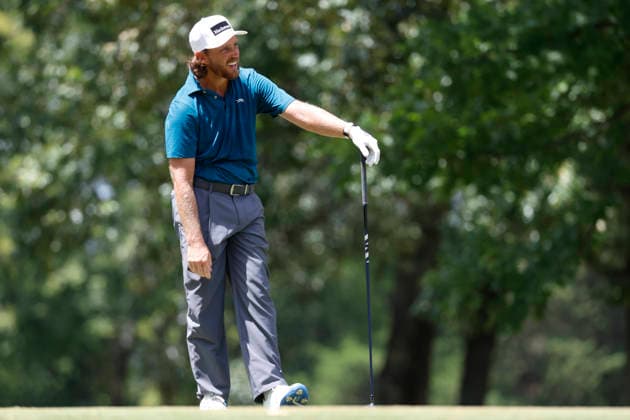 MEMPHIS, TN - AUGUST 15: Tommy Fleetwood of England reacts as he watches his tee shot on No. 7 during the third round of the FedEx St. Jude Championship, August 15, 2026, at TPC Southwind in Memphis, Tennessee. (Photo by Matthew Maxey Icon Sportswire) GOLF: AUG 15 PGA, Golf Herren FedEx St. Jude Championship EDITORIAL USE ONLY Icon260815047