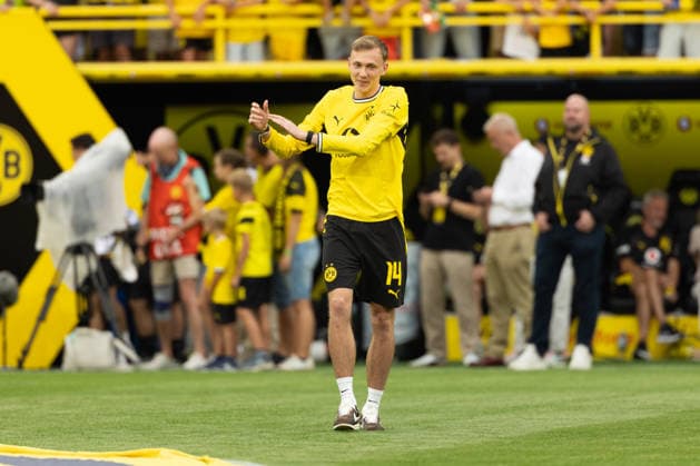 Dortmund, Germany, 15.08.26, Maximilian Beier (Borussia Dortmund) waehrend des Testspiels zwischen Borussia Dortmund - AS Rom im Signal Iduna Park in Dortmund. (Photo by Joachim Bywaletz) DFB DFL REGULATIONS PROHIBIT ANY USE OF PHOTOGRAPHS AS IMAGE SEQUENCES AND OR QUASI-VIDEO. *** Dortmund, Germany, August 15, 2026, Maximilian Beier of Borussia Dortmund during the friendly match between Borussia Dortmund and AS Roma at Signal Iduna Park in Dortmund. Photo by Joachim Bywaletz. DFB and DFL regulations prohibit any use of photographs as image sequences and or quasi-video. Copyright: JoachimxBywaletz xJB-Sportfoto