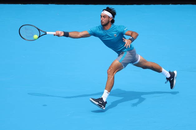 August 15, 2026, Mason, Oh, USA: Cincinnati Open Tennis 2026 - Thiago Augustin Tirante plays a ball against Novak Djokovic. ZUMAPress Mason USA - ZUMAn24_ 20260815_zaf_n24_154 Copyright: xWallyxNellx