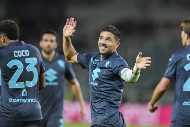Torino FC v US Carrarese - Coppa Italia Giovanni Simeone of Torino FC celebrates scoring the 1-0 goal during the round of 64 of the Coppa Italia FrecciaRossa, a match between Torino FC and Carrarese Calcio 1909, at the Grande Torino stadium in Turin, Italy, on August 15, 2026. Torino Italy  Copyright: xAndreaxxAmatox originalFilename:amato-notitle260815_npO62.jpg