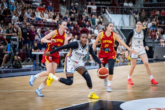 Basketball Ludwigsburg 15.08.2026 DBB Frauen Nationalmannschaft 2026 Testspiel Deutschland (GER) vs Spanien (ESP) Alexis Peterson-Smalls (Deutschland, No.01) Peterson *** Basketball Ludwigsburg, August 15, 2026; DBB Women s National Team 2026; Friendly Match: Germany (GER) vs. Spain (ESP); Alexis Peterson Smalls, Germany, No. 01 Peterson