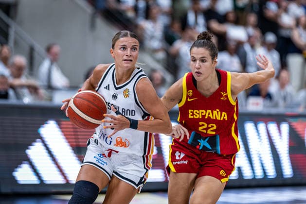 Basketball Ludwigsburg 15.08.2026 DBB Frauen Nationalmannschaft 2026 Testspiel Deutschland (GER) vs Spanien (ESP) Alexandra Wilke (Deutschland, No.03) Txell Alarcon (Spanien, No.22) *** Basketball Ludwigsburg, August 15, 2026 DBB Women s National Team 2026 Friendly Match Germany (GER) vs. Spain (ESP) Alexandra Wilke (Germany, No. 03) Txell Alarcon (Spain, No. 22)