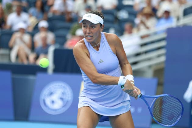 MASON, OHIO - AUGUST 15: Jessica Pegula of United States hits a backhand during day five of the Cincinnati Open at the Lindner Family Tennis Center on August 15, 2026 in Mason, Ohio.  Copyright: xShainaxBenhiyoun SPPx Sportspressphoto_SPR207892
