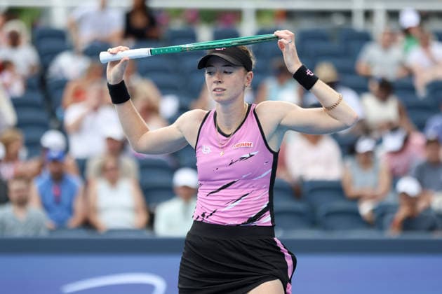 MASON, OHIO - AUGUST 15: Simona Waltert of Switzerland reacts to a play during day five of the Cincinnati Open at the Lindner Family Tennis Center on August 15, 2026 in Mason, Ohio.  Copyright: xShainaxBenhiyoun SPPx Sportspressphoto_SPR207895
