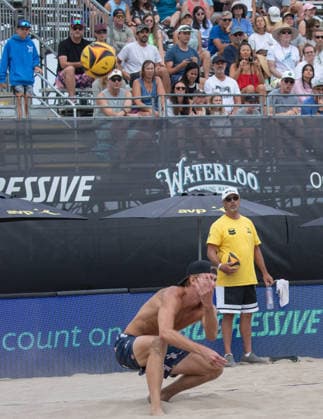 August 15, 2026, Manhattan Beach, California, USA: RYAN WILCOX looks on as a shot passes him by during his first match on day two at the Manhattan Beach Open. Manhattan Beach USA - ZUMAl183 20260815_znp_l183_003 Copyright: xJasenxLaksx