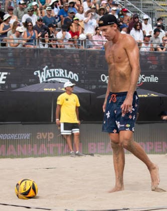 August 15, 2026, Manhattan Beach, California, USA: RYAN WILCOX reacts as a shot lands past him during his first match on day two at the Manhattan Beach Open. Manhattan Beach USA - ZUMAl183 20260815_znp_l183_016 Copyright: xJasenxLaksx