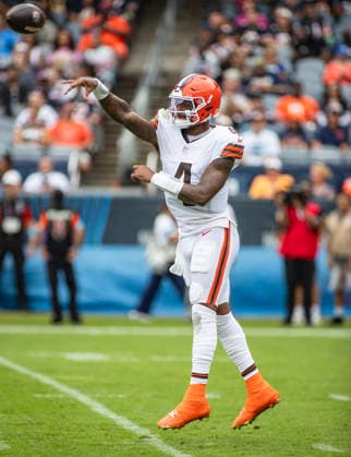 August 15, 2026: Cleveland Browns Quarterback Deshaun Watson (4) in action during the game against the Chicago Bears in Chicago, IL. CSM Chicago United States of America - ZUMAc04_ 20260815_zma_c04_022 Copyright: xMikexWulfx