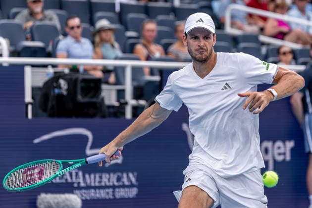 August 15, 2026, Mason, Ohio, U.S: Hubert Hurkacz (POL) hits a forehand shot during SaturdayÃ¢â‚¬â ¢s second round of the Cincinnati Open at the Lindner Family Tennis Center , Mason, Oh. Mason U.S - ZUMAs304 20260815_zaf_s304_125 Copyright: xScottxStuartx