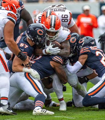 August 15, 2026, Chicago, Illinois, USA: Chicago Bears DANIEL HARDY (35) tackles Cleveland Browns QUINSHON JUDKINS (10) during the preseason game in Chicago. CSM Chicago USA - ZUMAc04_ 20260815_zma_c04_005 Copyright: xMikexWulfx