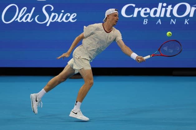 August 15, 2026, Mason, Oh, USA: Cincinnati Open Tennis 2026 - Denis Shapovalov hits a ball against Rafael Jodar . ZUMAPress Mason USA - ZUMAn24_ 20260815_zaf_n24_261 Copyright: xWallyxNellx