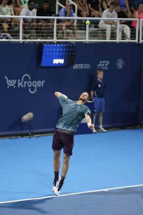MASON, OHIO - AUGUST 15: Yannick Hanfmann of Germany serves the ball during day five of the Cincinnati Open at the Lindner Family Tennis Center on August 15, 2026 in Mason, Ohio.  Copyright: xShainaxBenhiyoun SPPx Sportspressphoto_SPR208210