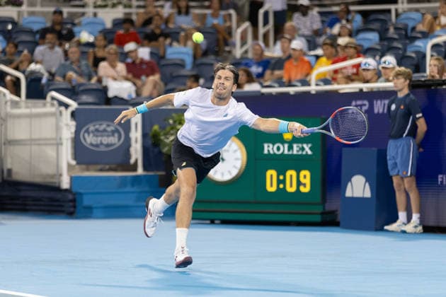 MASON, OHIO - AUGUST 15: Cameron Norrie of Great Britain reaches for the ball during day five of the Cincinnati Open at the Lindner Family Tennis Center on August 15, 2026 in Mason, Ohio.  Copyright: xShainaxBenhiyoun SPPx Sportspressphoto_SPR208334