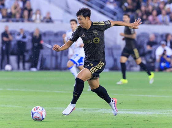 August 15, 2026, Los Angeles, California, USA: Son Heung-Min 7 of the Los Angeles Football Club runs to the penalty box during their regular season MLS, Fussball Herren, USA game against the San Diego FC on Saturday August 15, 2026 at the BMO Stadium in Los Angeles, California. LAFC lose to San Diego FC, 0-1. ARIANA RUIZ PI Los Angeles USA - ZUMAp124 20260815_zaa_p124_028 Copyright: xArianaxRuizx